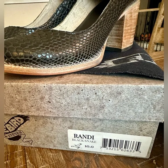NEW Freebird Black Snake Randi Women Shoes, Size 10 - Picture 9 of 9